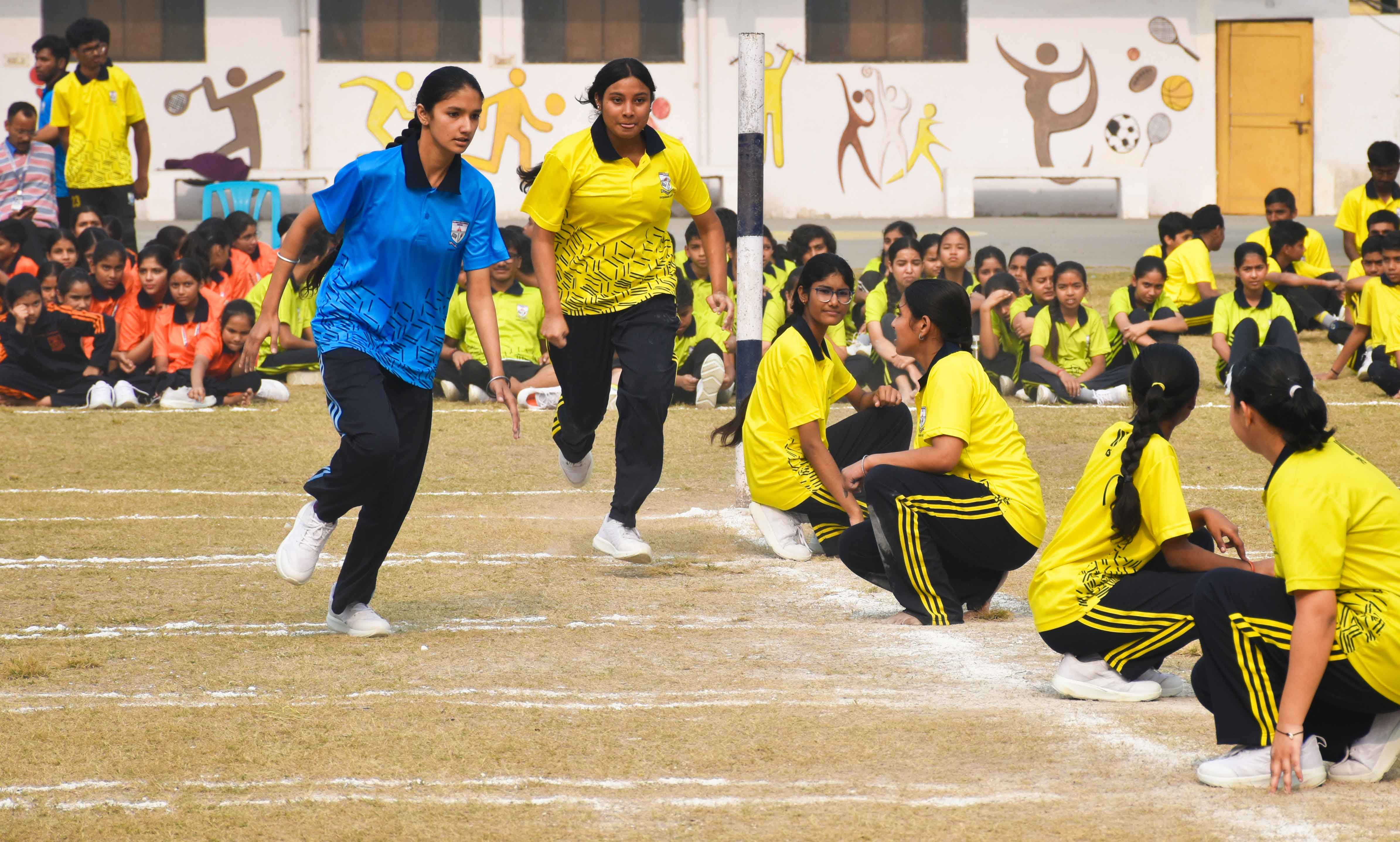 Kho Kho players preparing for a match